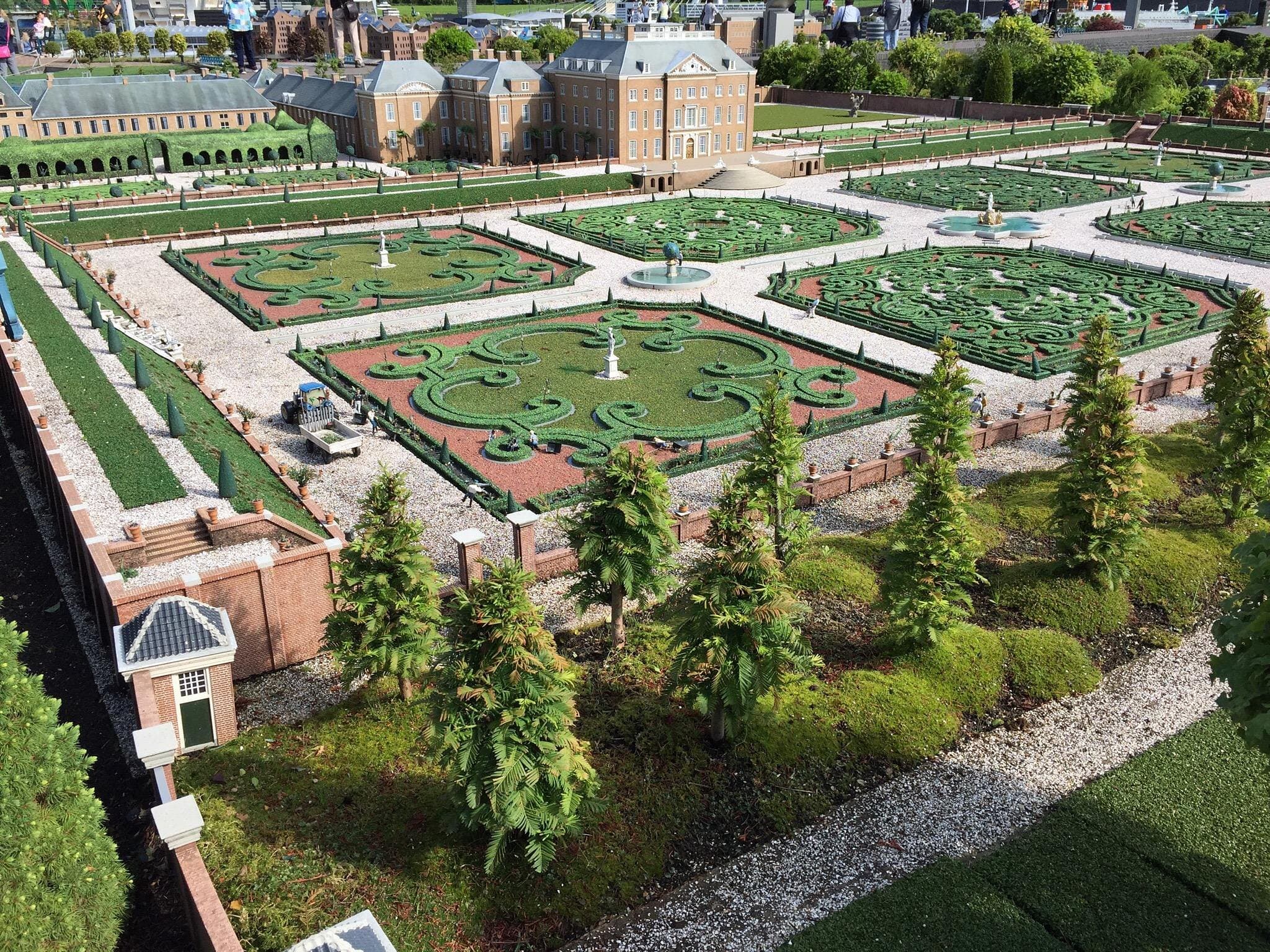 Experience the Entire Netherlands in One Day